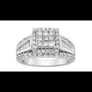 2 cttw diamond Engagement ring 10k white gold ss 7